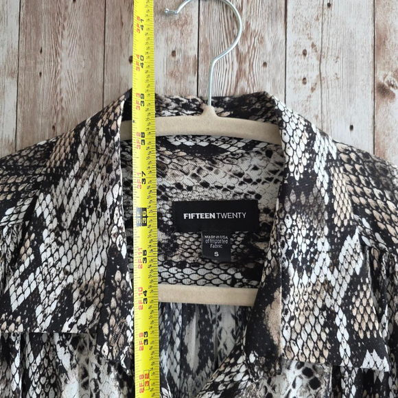 FIFTEEN TWENTY Dress Size S Snake Print - Picture 10 of 12